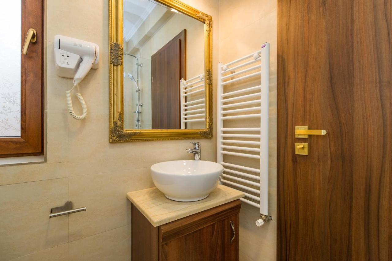 Bucur 9 Hotel Bucharest Exterior photo